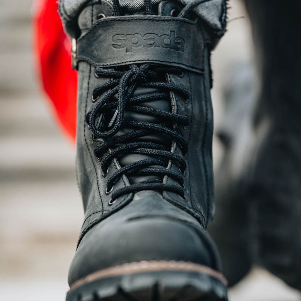 closeup of laces of the black motorbike spada boots