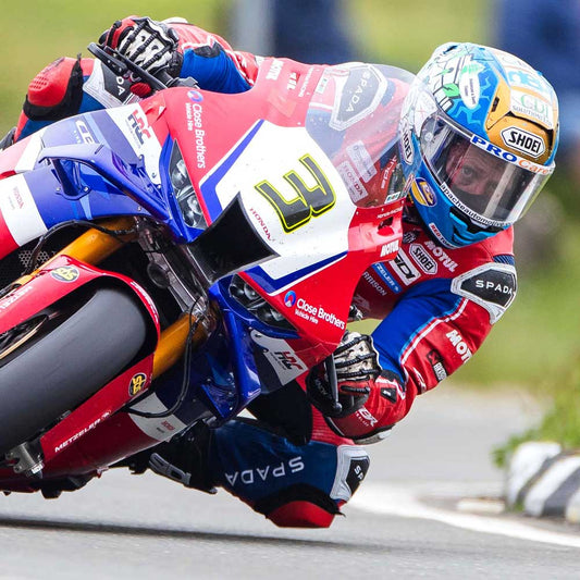 Dean Harrison racing in the Isle of Man TT Superstock Race