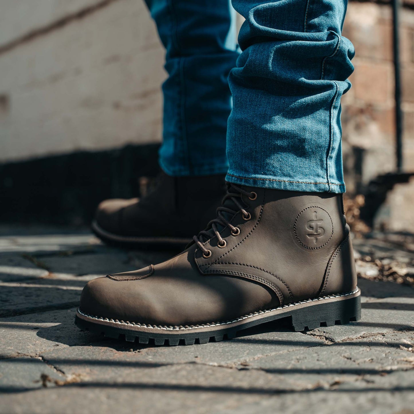Pilgrim Grande Rev.2 Brown Distressed Motorcycle Boots