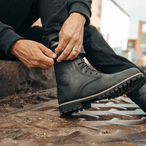 Pilgrim Grande Rev.2 Black Distressed Motorcycle Boots