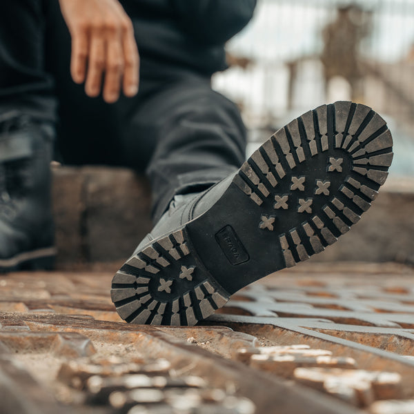 Pilgrim Grande Rev.2 Black Distressed Motorcycle Boots