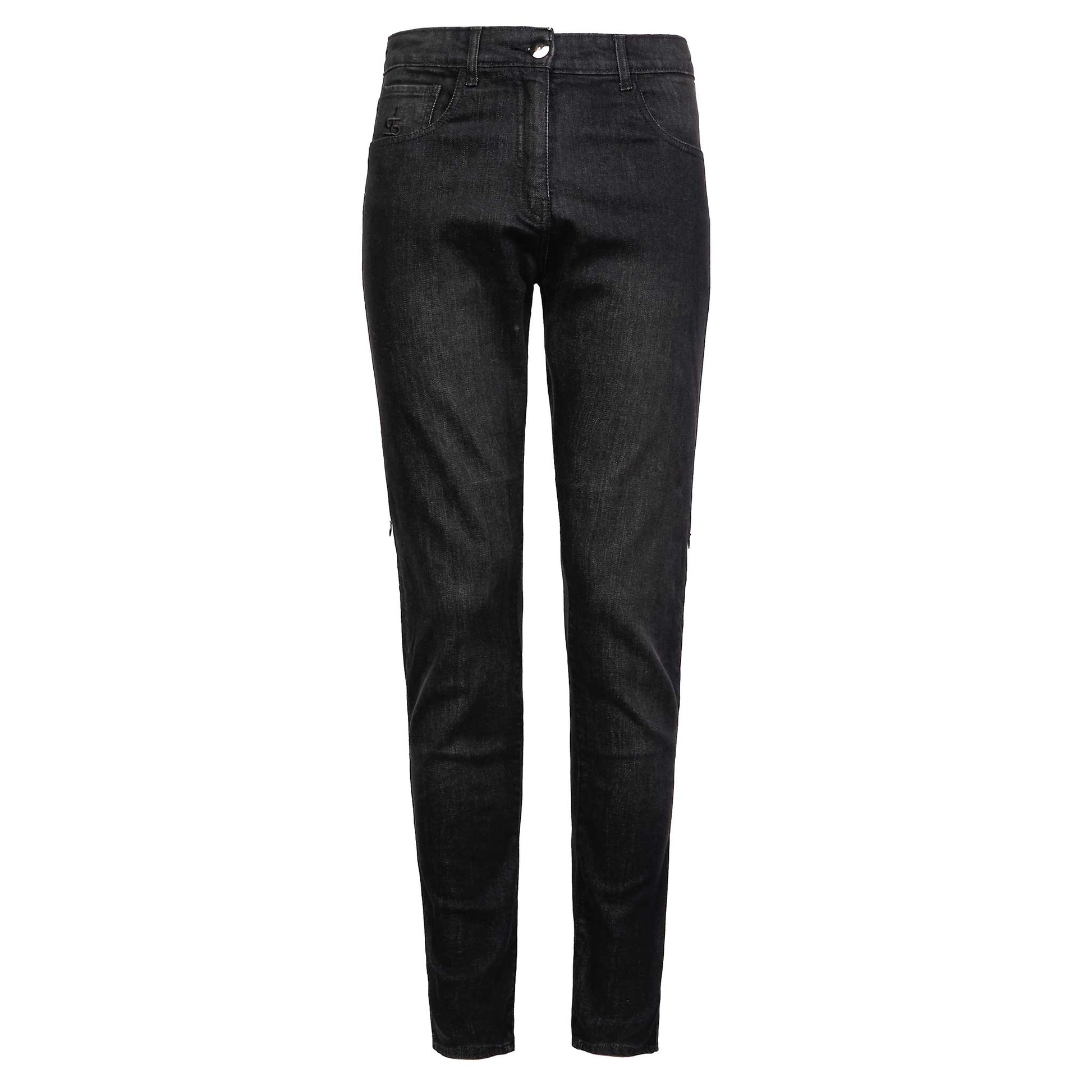Ladies’ black washed motorcycle jeans with slim fit, combining style and CE-approved knee and hip armour for women’s safety and comfort.