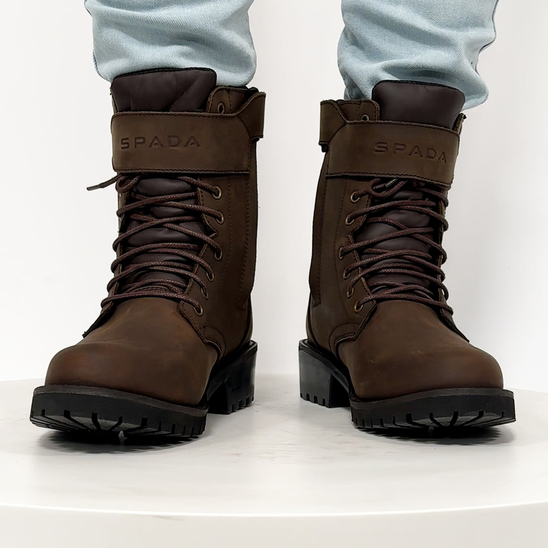 360 video of a woman wearing Piston Brown motorcycle boots for women